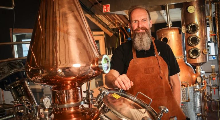 De Bus Whisky Theatershow — muziek in Capelle aan den IJssel